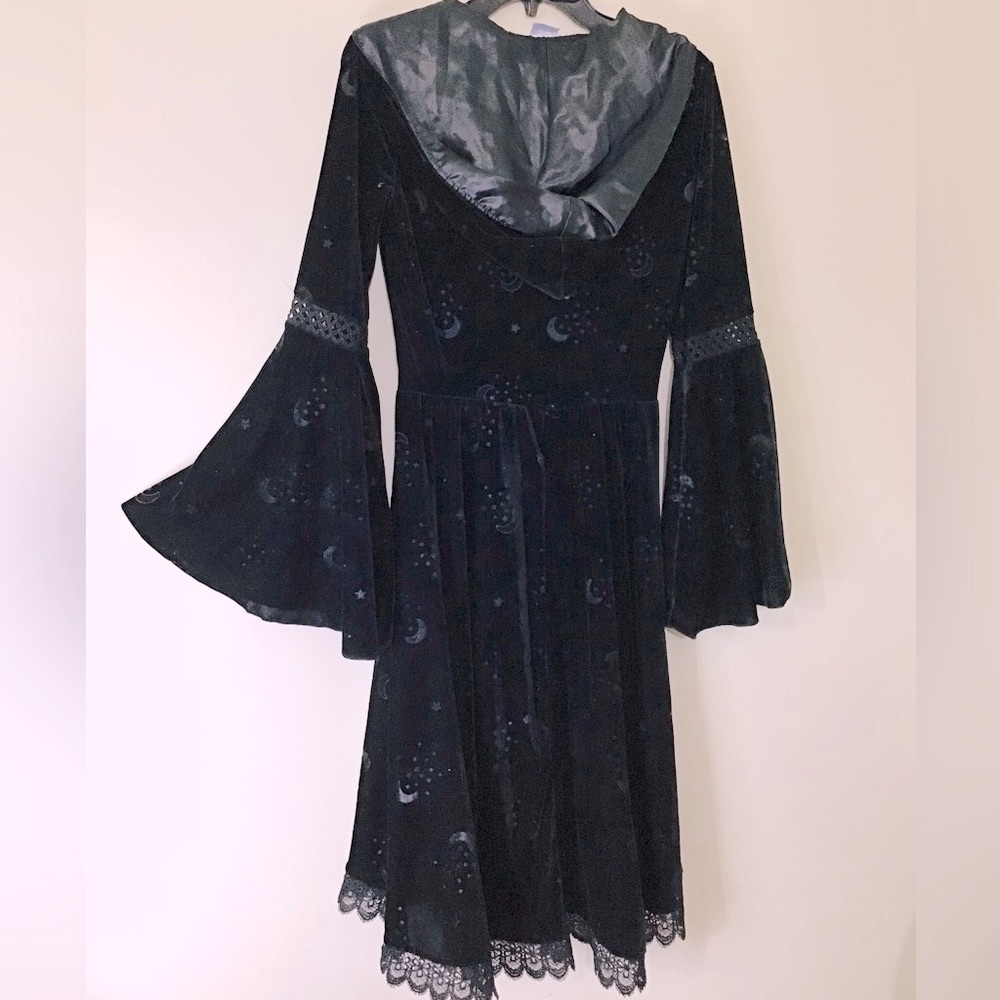 Celestial Hooded Velvet Dress - Picture 8 of 11